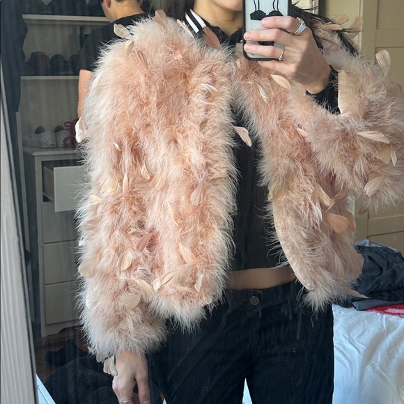 Fluffy feather jacket - Picture 4 of 5